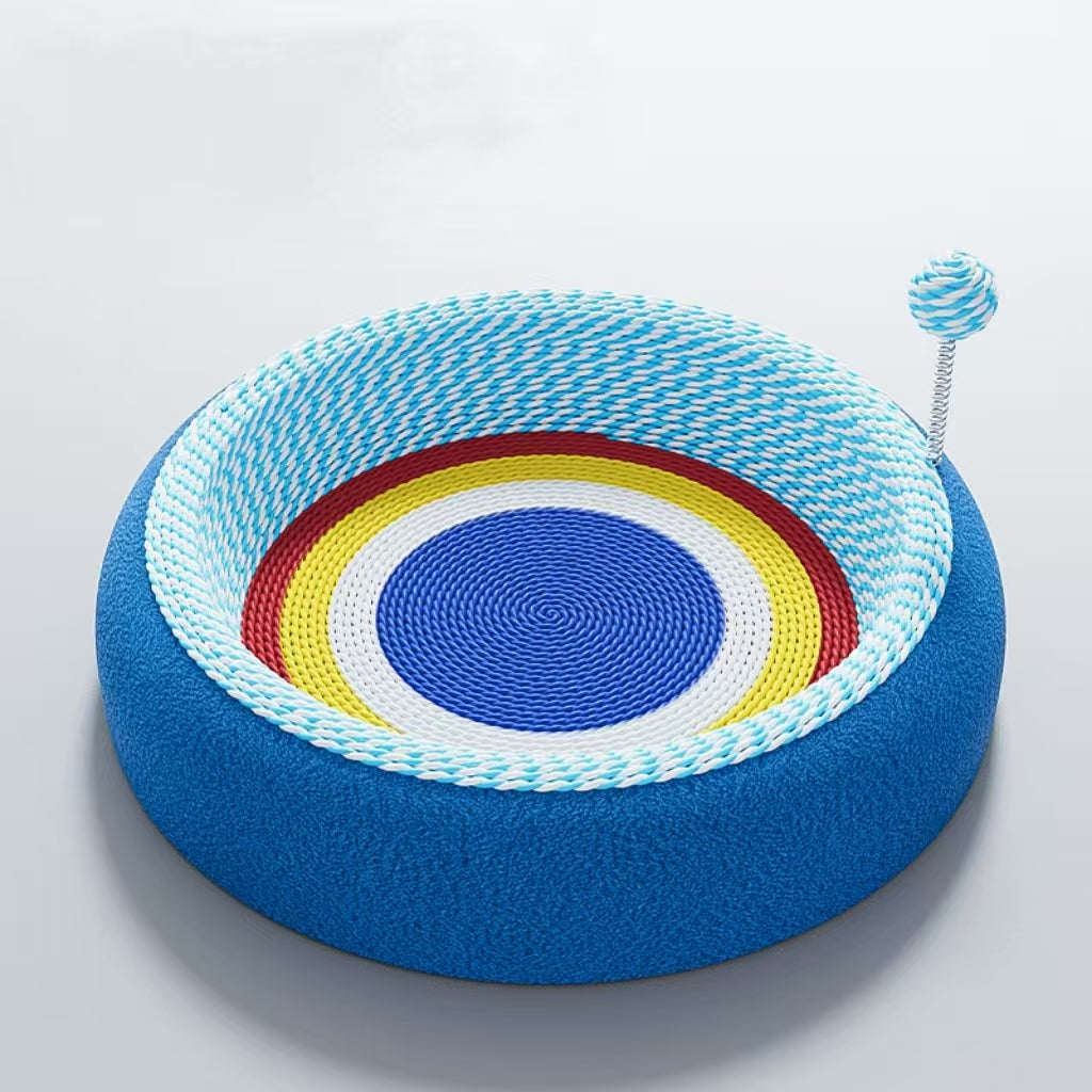 Round sisal scratching pad for cats to maintain healthy claws